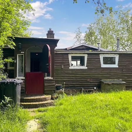 Кемпинг Stunning Stacaravan In 3*