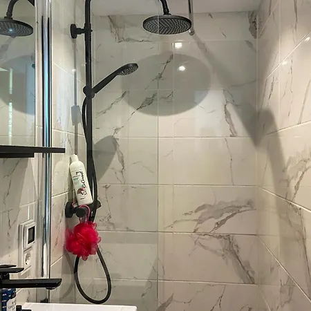 Stunning Stacaravan In 3*