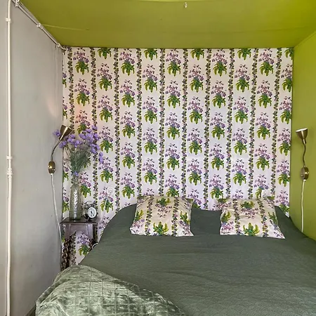 Stunning Stacaravan In Campingplads 3*