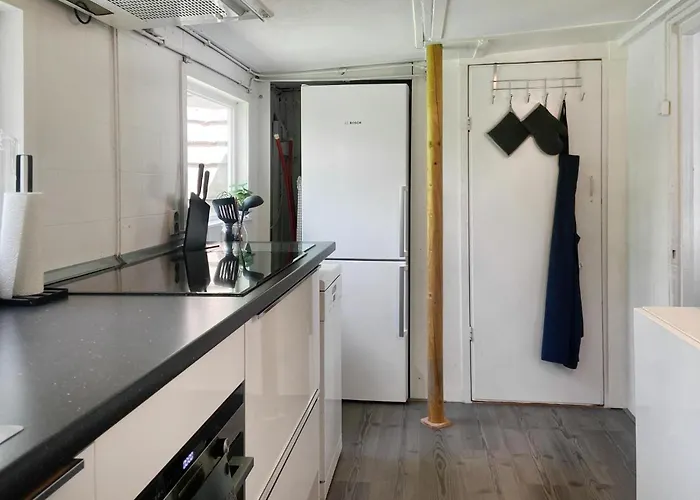 Stunning Stacaravan In キャンプ場