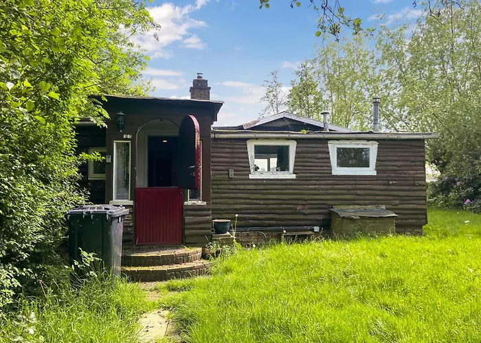 キャンプ場 Stunning Stacaravan In 3*